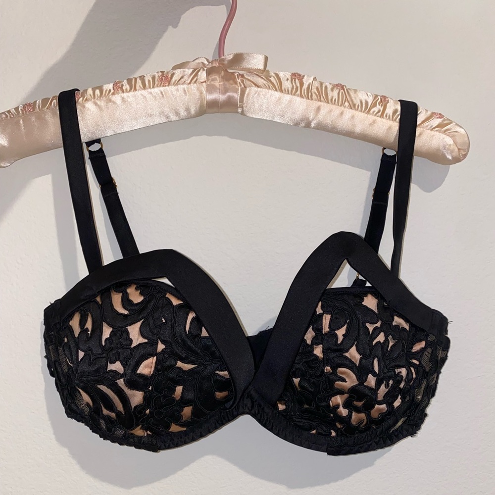Agent Provocateur Bra 36D RARE
